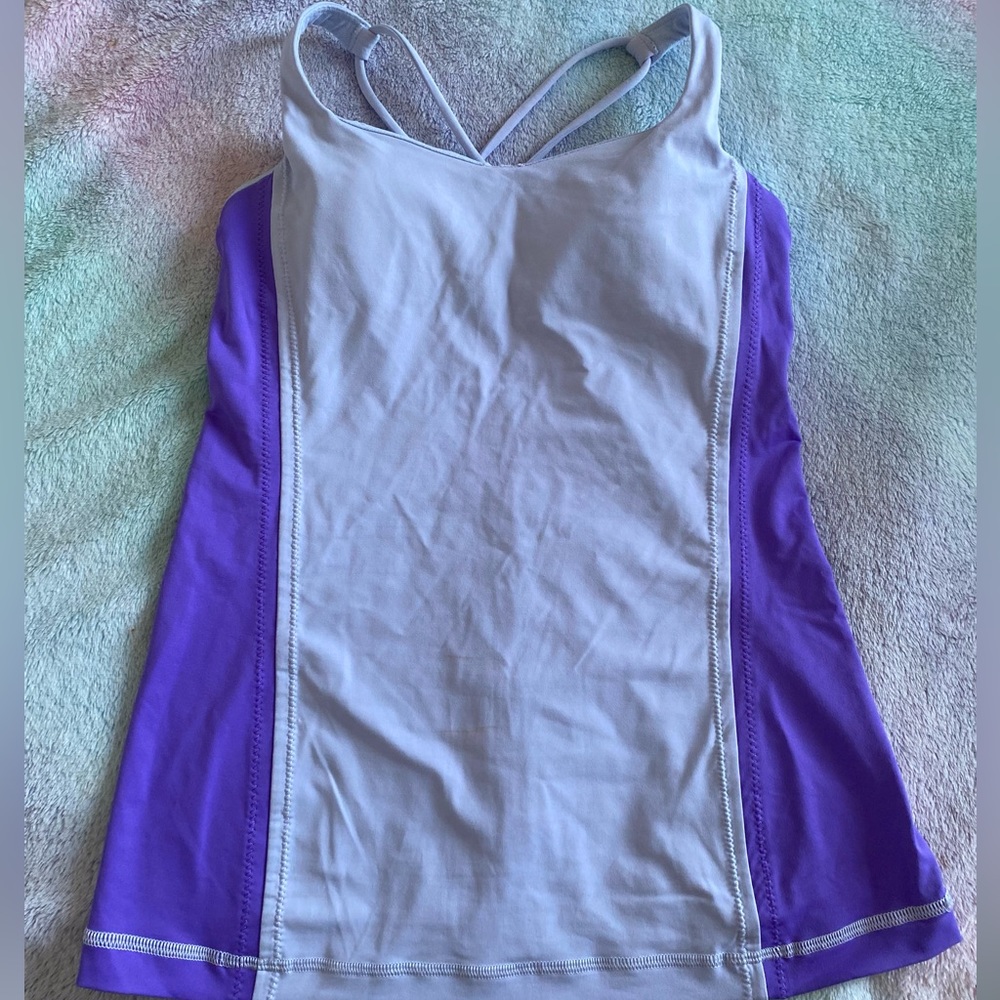 💜LULULEMON💜 Tank top in size 6. Like new condition.